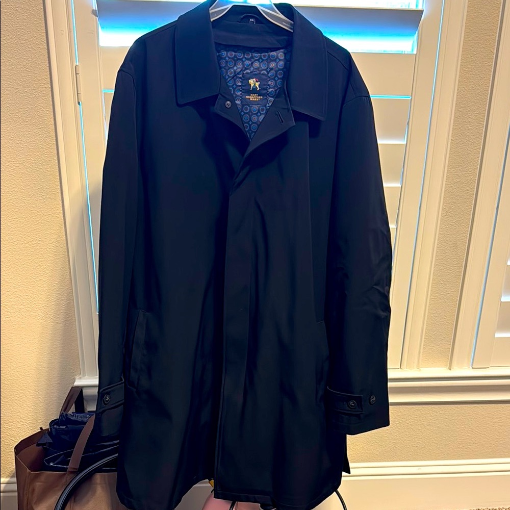 Hart Schaffner Marx overcoat with removable lining. 
54L, excellent condition!